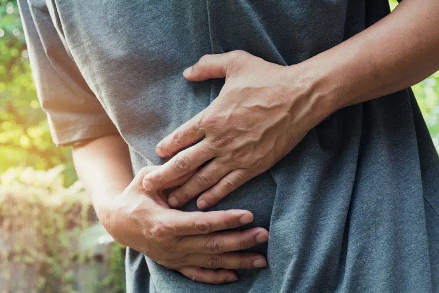 Doktorlar 2 belirtiyi ciddiye almadı: 10 hafta içinde en ölümcül kanserden öldü 