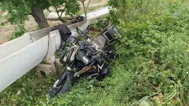 Sulama kanalına çarpan motosikletli yaşamını yitirdi