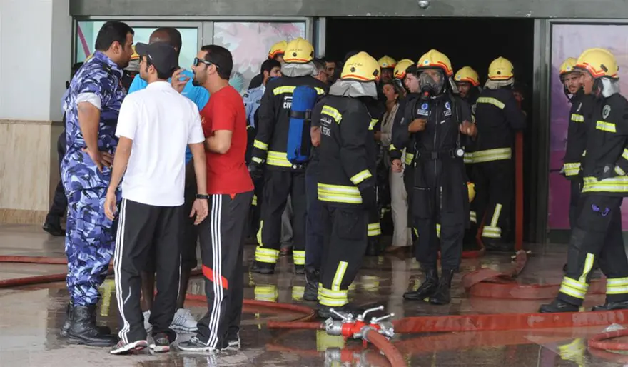 Alışveriş merkezinde yangın: 19 ölü 7