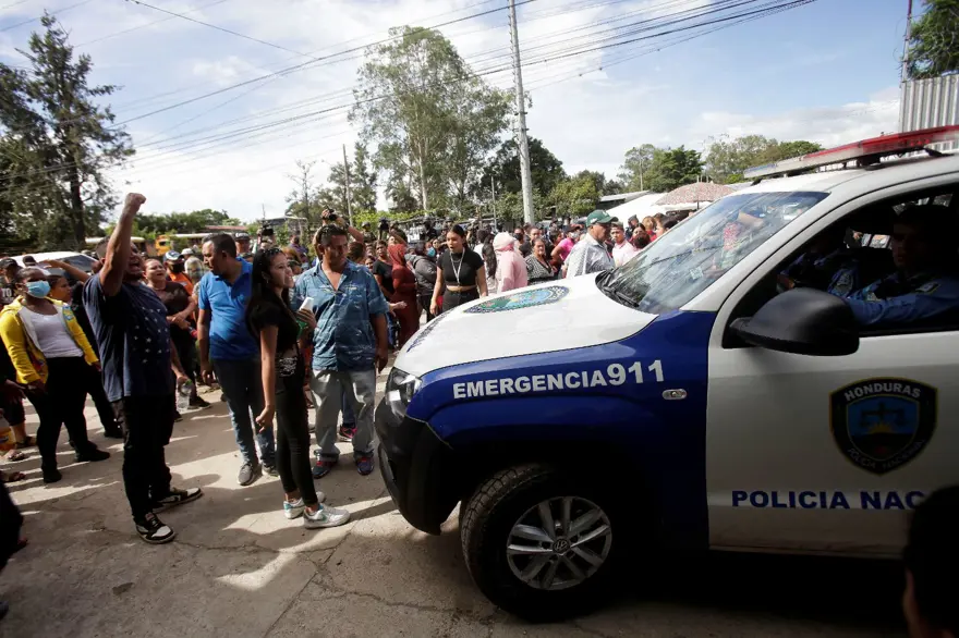 Honduras'ta kadınlar hapishanesinde kavga: Ölü sayısı arttı 3 Honduras'ta kadınlar hapishanesinde kavga: Ölü sayısı arttı 3