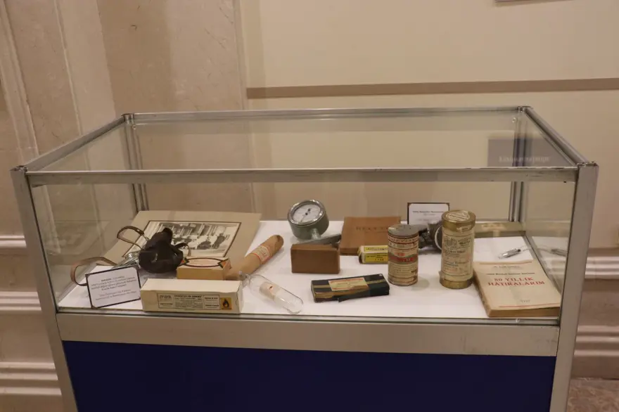 Atatürk'ün sağlık raporları 'anestezi tarihi' sergisinde 2