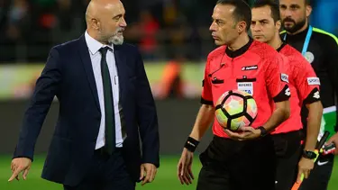 Hikmet Karaman'dan 'Beşiktaş eksikti' diyen gazeteciye şaşırtan yanıt