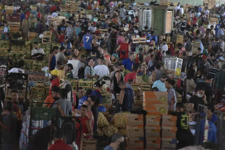Salgının merkez üslerinden Brezilya'da korkutan görüntü 2