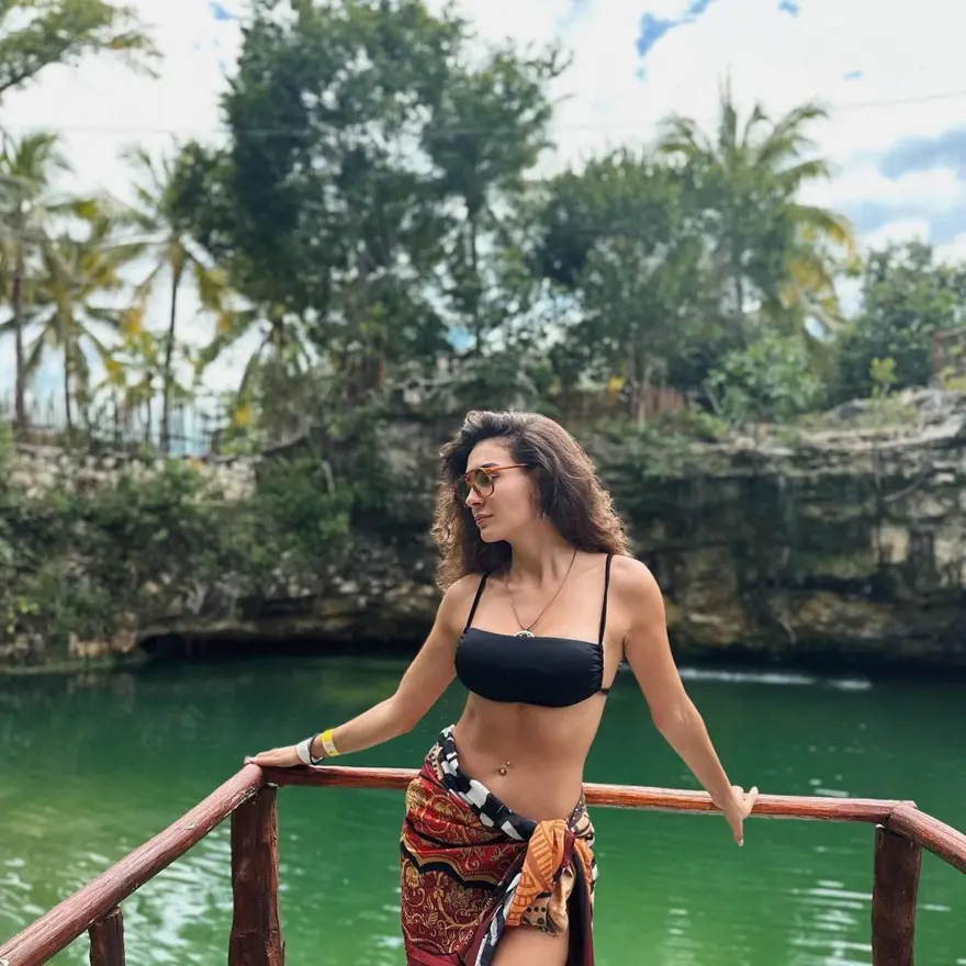 Eşi Cedi Osman ile Yunanistan'a taşındı: İşte Ebru Şahin'in yeni evinin manzarası 7