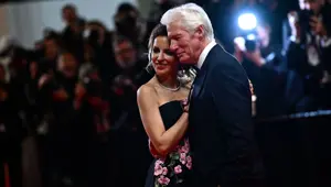 Efsane oyuncu Richard Gere Amerika'yı terk etti: Eşi için görkemli yaşamını geride bıraktı