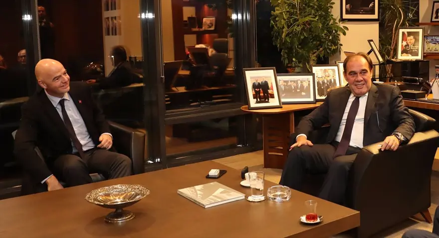 FIFA Başkanı'ndan TFF'ye ziyaret 2