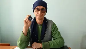 Bir mahallenin ilk kadın muhtarı: 16 yıldır mührü kimseye kaptırmadı