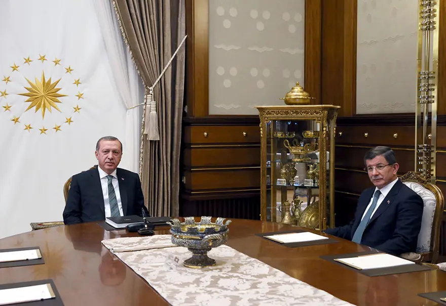 Erdoğan - Davutoğlu görüşmesi ve kongre kararı dünya basınında 