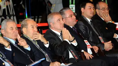 Aysal: 8 değil 1-2 takım düşer