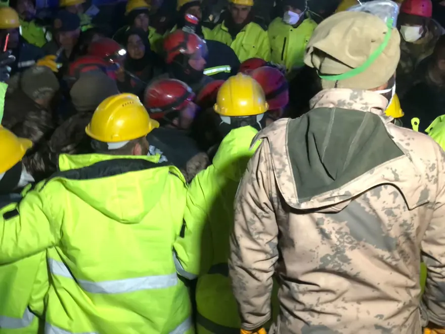 159. SAATTE KURTULDULAR 60