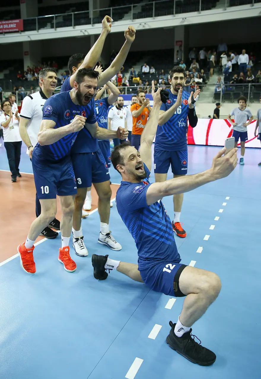 Kadınların ardından erkeklerde de özlenen tablo! 15 Kadınların ardından erkeklerde de özlenen tablo! 15