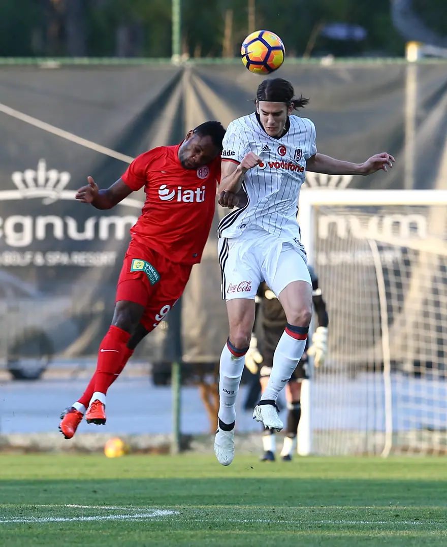 Antalya'da Beşiktaş'tan tatsız prova! 26