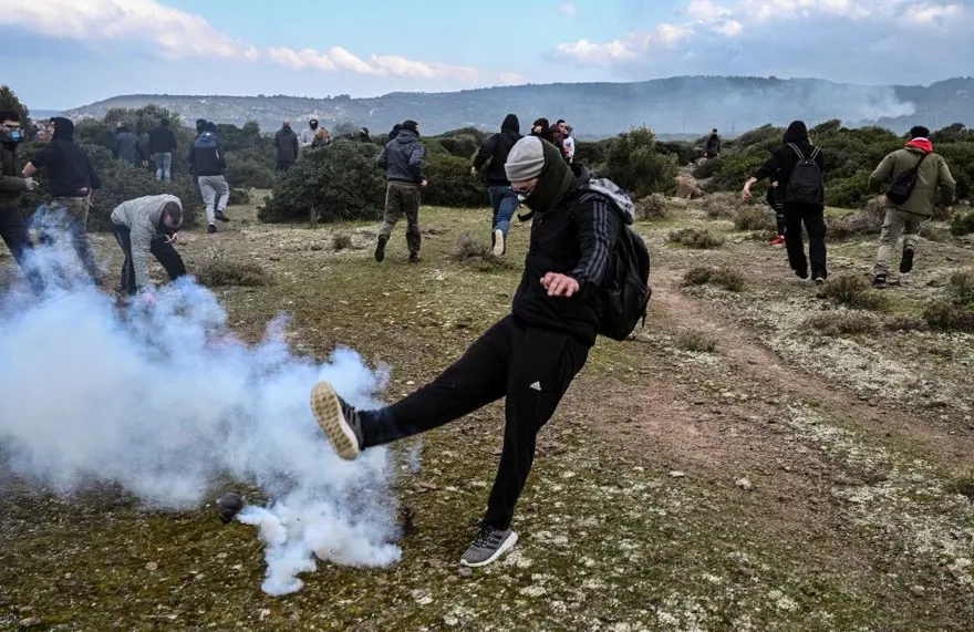 Yunan adalarını savaş alanına çevirdiler 8