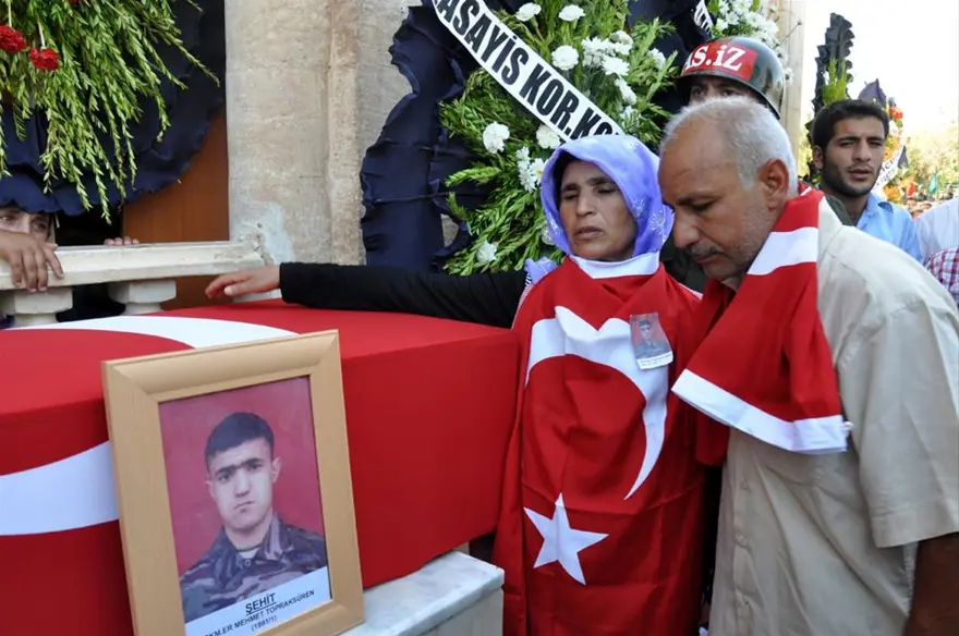 Arefe gününde tarifsiz acı 17 Arefe gününde tarifsiz acı 17