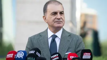 Ömer Çelik'ten Özel'e tepki: Meşru demokratik alanı tehdit eden sözleri yok hükmündedir