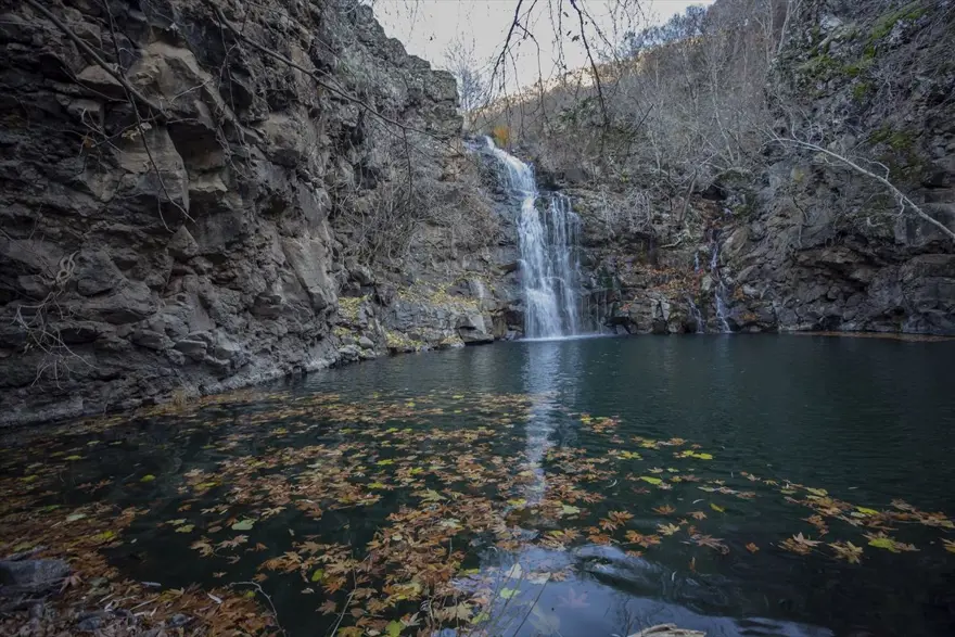 Diyarbakır'da 'izole rota' olmaya aday gizli hazine: İkiz Şelale 2 Diyarbakır'da 'izole rota' olmaya aday gizli hazine: İkiz Şelale 2