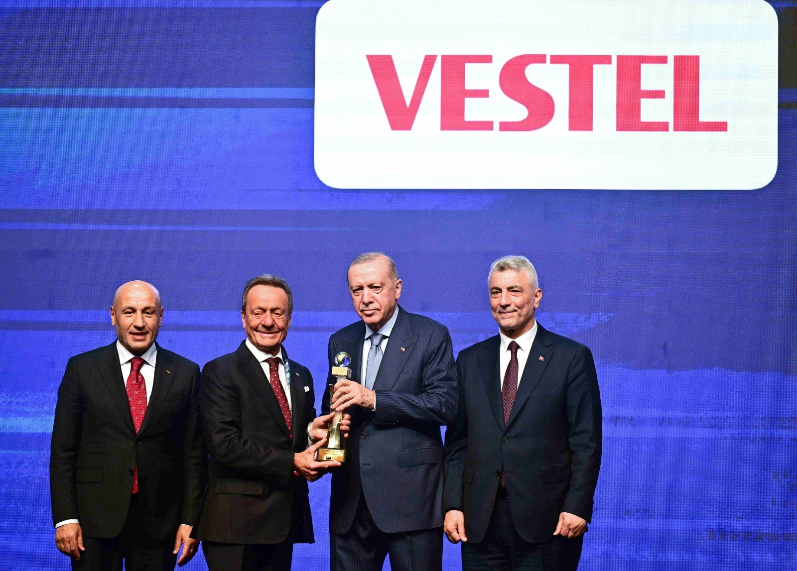 TİM’den Vestel’e ihracat şampiyonluğu ödülü