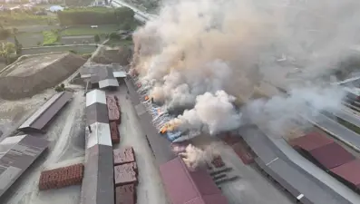 Tokat’ta tuğla fabrikasında yangın
