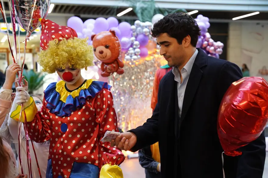 SEYRAN, NEVRA İLE FERİT'LE BURUN BURUNA 12