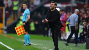 Okan Buruk: Osimhen'in rekorunu geliştirmesini ben engellemiş olabilirim