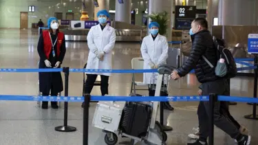 Çin'den dönen Türkler anlattı: Kimse sokağa çıkmıyor, adeta hayalet şehir