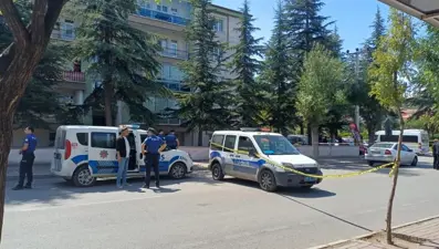 Boşanma aşamasındaki eşi ile kayınvalidesini öldürdü