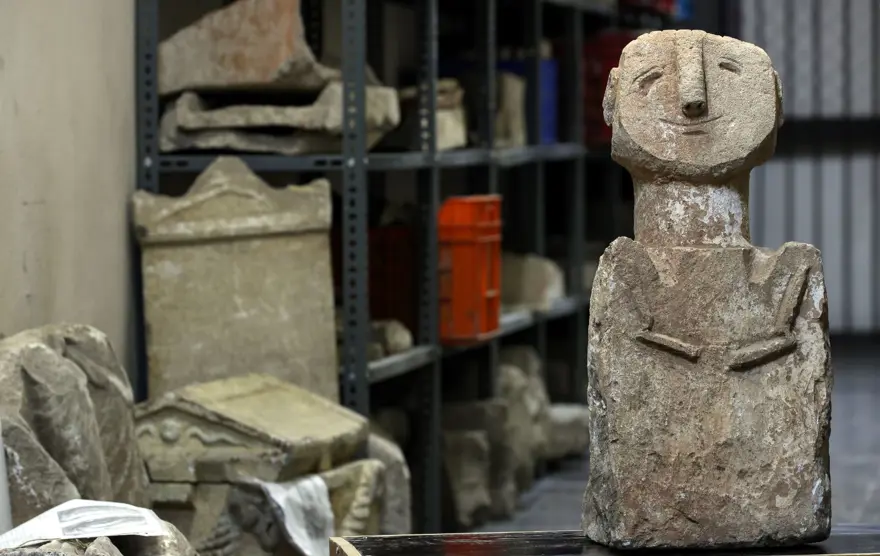 PREHİSTORİK DÖNEME AİT 3