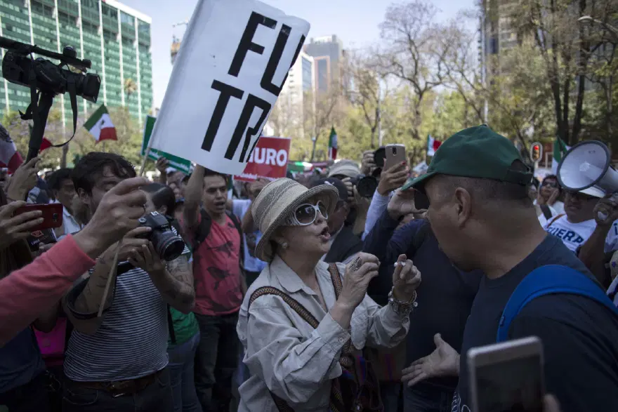 Meksika'da Trump protestosu 36 Meksika'da Trump protestosu 36
