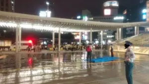 Japonya'da akıllara durgunluk veren olay: Terastan atladı yayanın üzerine düştü