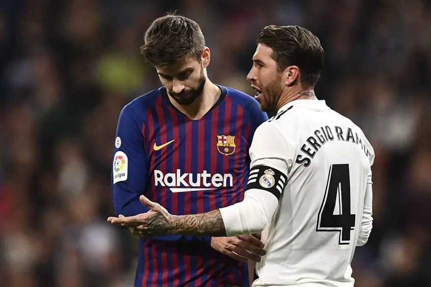 Sergio Ramos'tan Pique'den boşanan Shakira'ya ödül 3