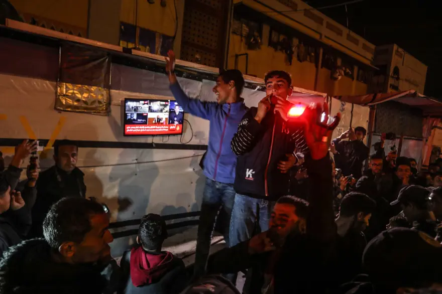 İsrail ve Hamas arasında anlaşma: Gazze'de sevinç gösterileri 11