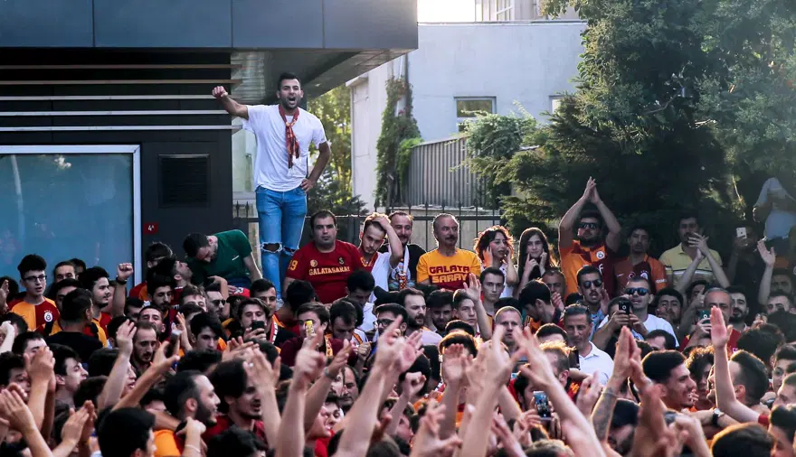 Galatasaray'da Falcao coşkusu 1