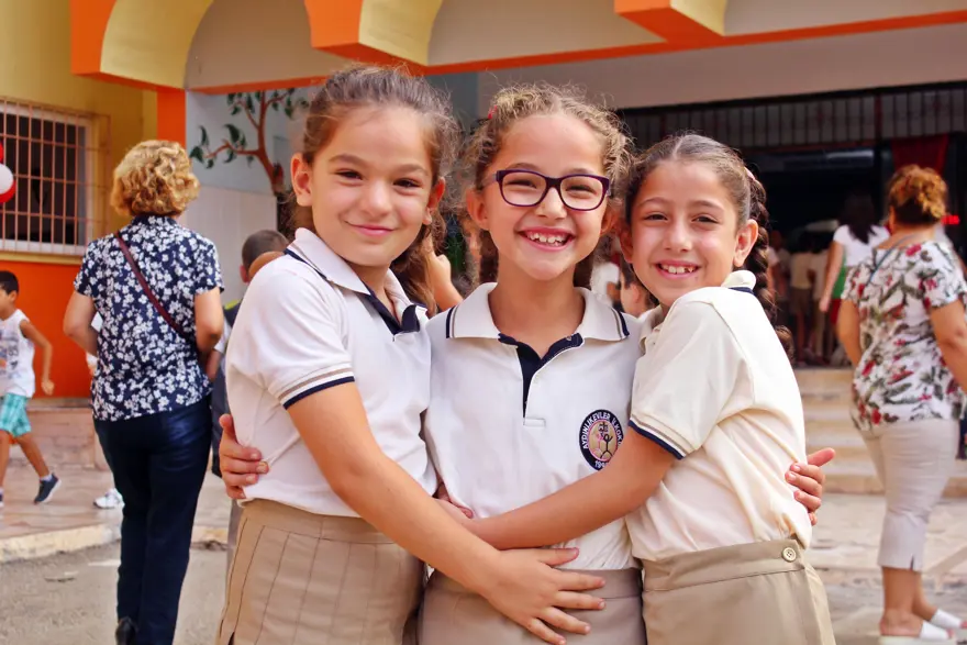 Okullar açıldı (18 milyon öğrenci ders başı yaptı) 4