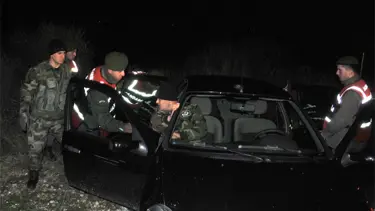 Askeri eğitim uçağı düştü