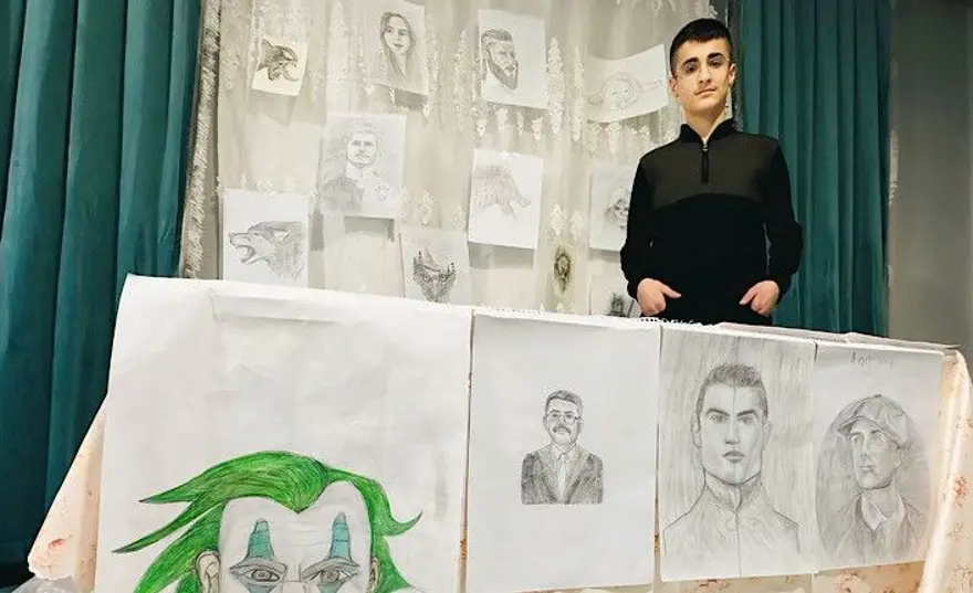 15 yaşındaki genç yetenek: Herkesi kendine hayran bırakıyor 5