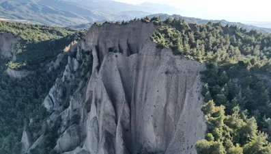 Küpyar'ın kaya oluşumları keşfedilmeyi bekliyor