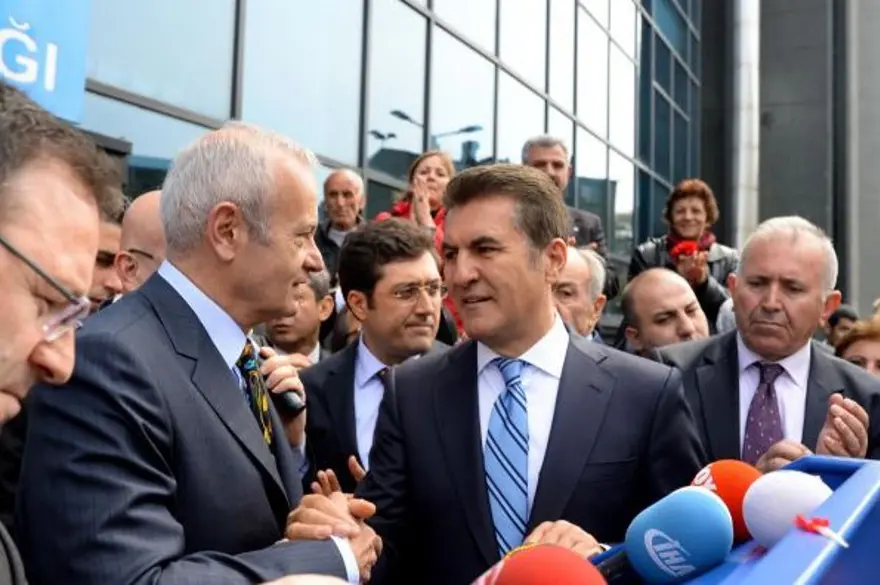 CHP reklamındaki teyze gözyaşlarına hakim olamadı 6