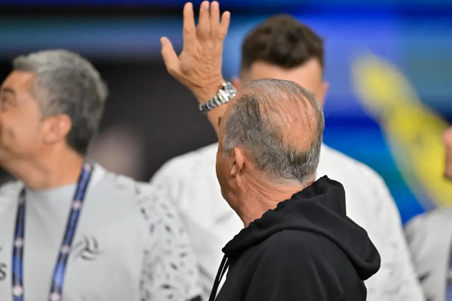 Cristiano Ronaldo'nun fileleri sarstığı maçta Fatih Terim galibiyete izin vermedi: 4 gol, 1 kırmızı kart 9 Cristiano Ronaldo'nun fileleri sarstığı maçta Fatih Terim galibiyete izin vermedi: 4 gol, 1 kırmızı kart 9