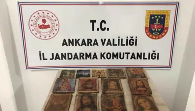 Ankara'da 6 milyon dolar değerinde el yazması kitaplar ele geçirildi