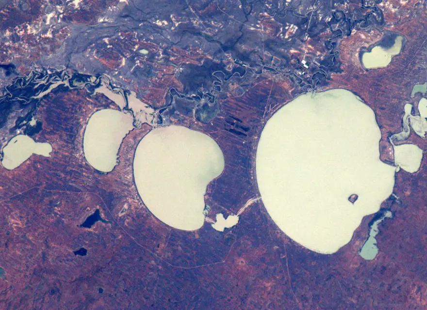 Çok uzaklardan Dünya 21