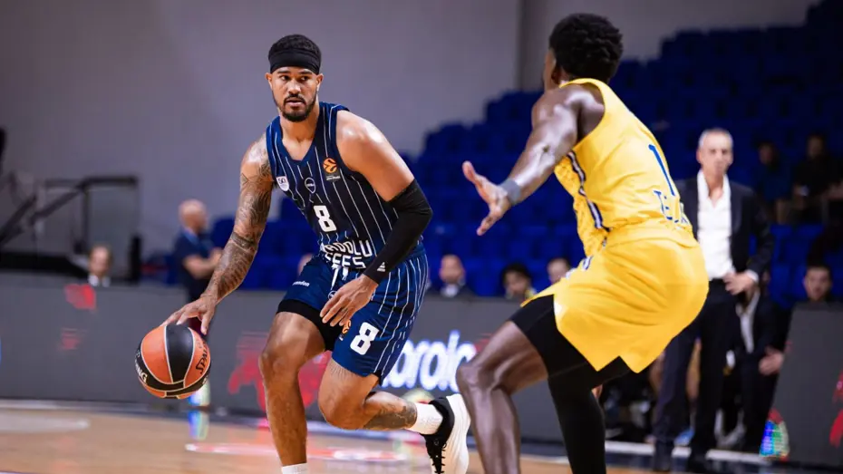 Anadolu Efes'in konuğu Milan