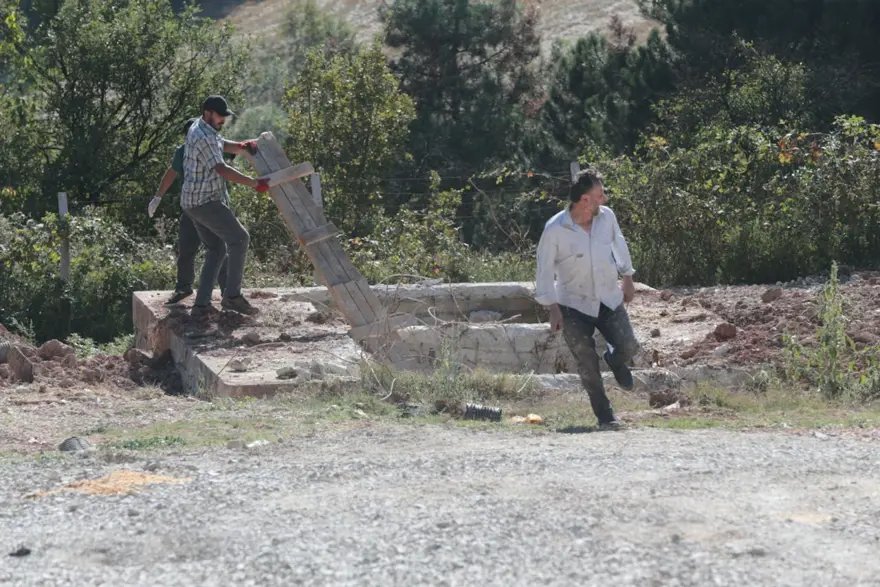 Bolu’da kuyuya düşen ayı 13 saat sonra kurtuldu 2