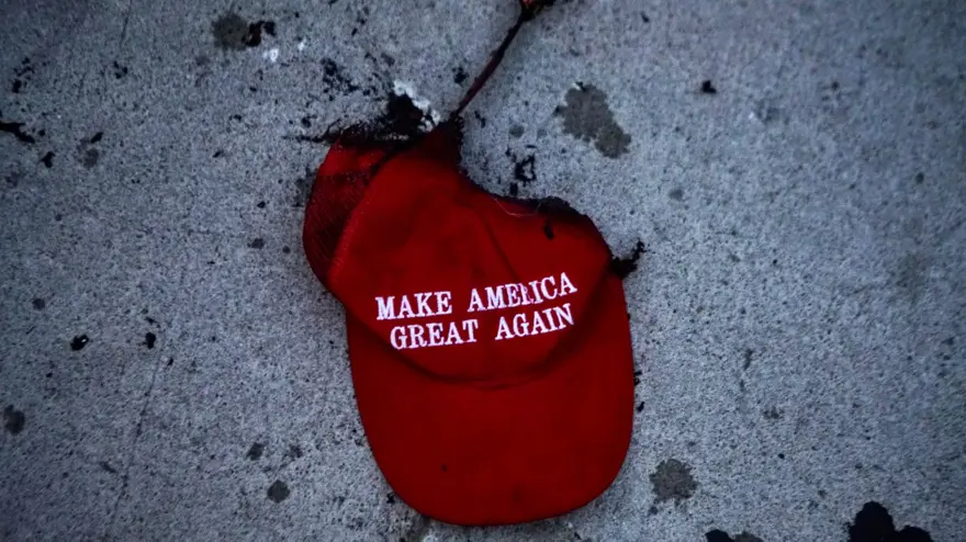 Trump'ın mitingi sonrası onlarca görevliye karantina 12