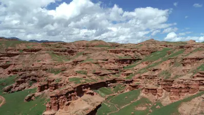 Erzurum'un kırmızı periler diyarı: Narman Peri Bacaları