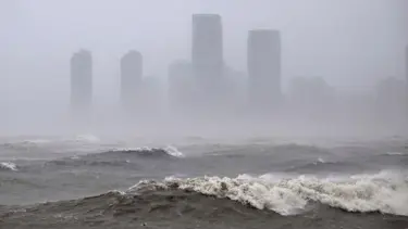 Çin'i Matmo tayfunu vurdu