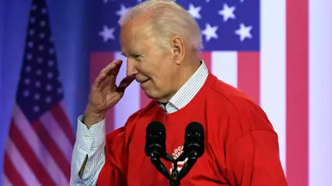 Joe Biden 81 yaşına girdi: Anketler ABD'nin en yaşlı başkanının aleyhine