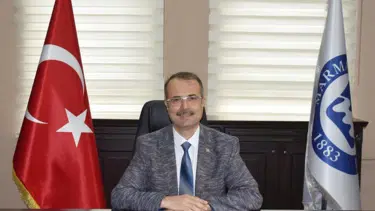 Marmara Üniversitesi rektörlüğüne atanan Prof. Dr. Mustafa Kurt kimdir?