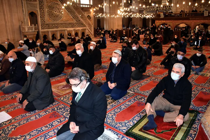 Cuma namazının ardından 'Yağmur duası' yapıldı 9