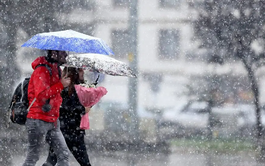 Soğuk hava dalgası başladı, İstanbul'da sıcaklık 20 derece birden düşecek 1