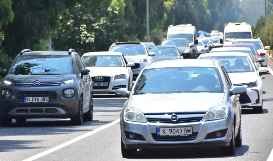 Tatilciler dönüş yolunda 2